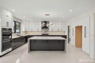 6 E Knollwood Rd, Edison, NJ 08817 - Photo 21