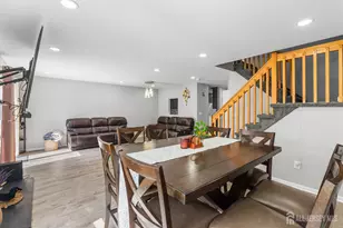 110 Castle Pointe Blvd, Piscataway Township, NJ 08854 - Photo 11