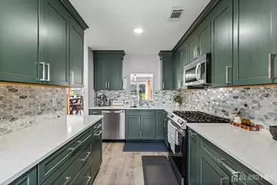 110 Castle Pointe Boulevard, Piscataway Township, NJ 08854 - Photo 9