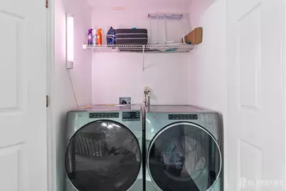 110 Castle Pointe Boulevard, Piscataway Township, NJ 08854 - Photo 31