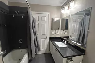 302 Wellington Park Dr, South Brunswick Township, NJ 08540 - Photo 9