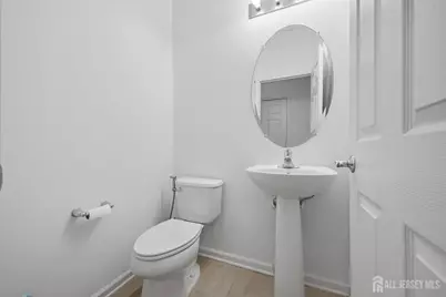 4 Masters Boulevard, Piscataway Township, NJ 08854 - Photo 9