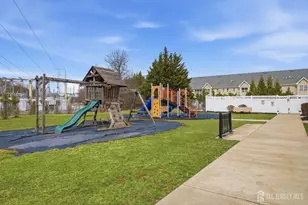 4 Masters Blvd, Piscataway Township, NJ 08854 - Photo 31