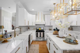 2 Butternut Ln, Monroe Township, NJ 08831 - Photo 13