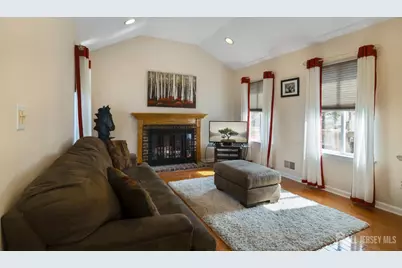 8 Russell Court, Montville, NJ 07045 - Photo 7