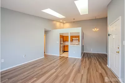 17 Pembrook Avenue, North Brunswick Township, NJ 08902 - Photo 5