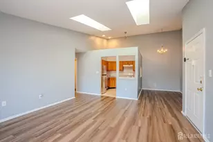 17 Pembrook Ave, North Brunswick Township, NJ 08902 - Photo 5