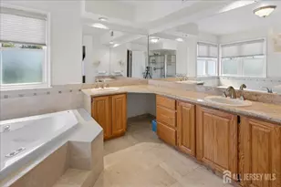 25 Kinglet Dr N, Plainsboro Township, NJ 08512 - Photo 33