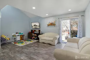 10 Neilson St, New Brunswick, NJ 08901 - Photo 3