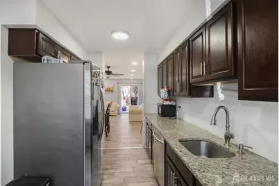 10 Neilson Street #H, New Brunswick, NJ 08901 - Photo 5