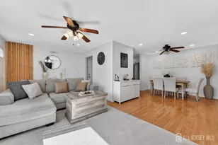 810 Cricket Ln, Woodbridge Township, NJ 07095 - Photo 5