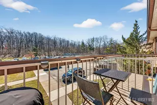 810 Cricket Ln, Woodbridge Township, NJ 07095 - Photo 9