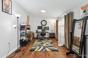 41 Pinetree Dr, Sayreville, NJ 08859 - Photo 11