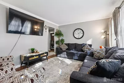 41 Pinetree Drive, Sayreville, NJ 08859 - Photo 3