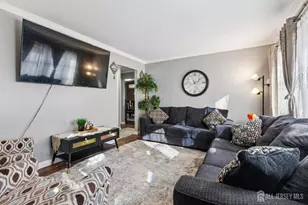 41 Pinetree Dr, Sayreville, NJ 08859 - Photo 3