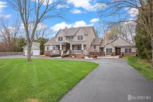 13 Fox Run, Monroe Township, NJ 08831 - Photo 1