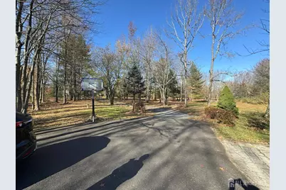 23 Butcher Road, Monroe Township, NJ 08831 - Photo 3