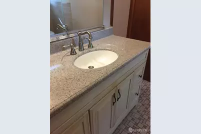 17 Jill Court #19, Edison, NJ 08817 - Photo 9
