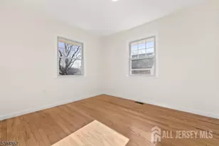 147 Wedgewood Ave, Woodbridge Township, NJ 07095 - Photo 13