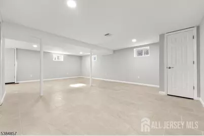 147 Wedgewood Avenue, Woodbridge Township, NJ 07095 - Photo 21