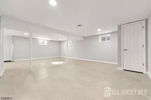 147 Wedgewood Ave, Woodbridge Township, NJ 07095 - Photo 21