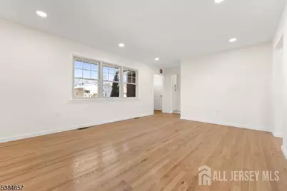 147 Wedgewood Avenue, Woodbridge Township, NJ 07095 - Photo 7