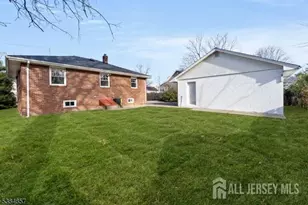 147 Wedgewood Ave, Woodbridge Township, NJ 07095 - Photo 31