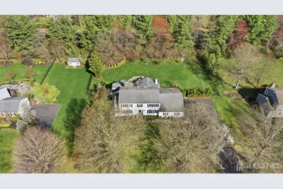 7 Monroe Place, Cranbury Township, NJ 08512 - Photo 3