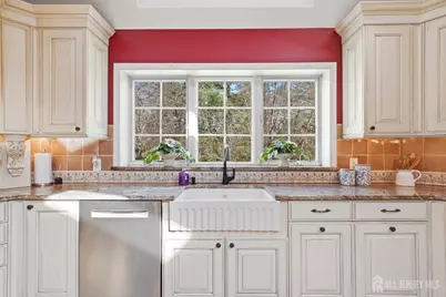 7 Monroe Place, Cranbury Township, NJ 08512 - Photo 13