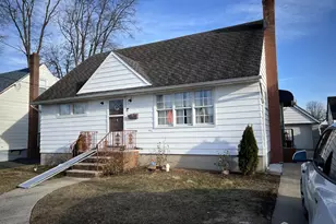 30 Cypress St, Carteret, NJ 07008 - Photo 1