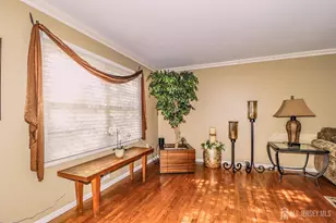 9 Glynn Ct, Sayreville, NJ 08859 - Photo 11