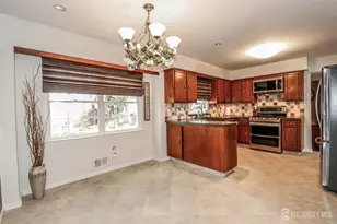 9 Glynn Ct, Sayreville, NJ 08859 - Photo 15