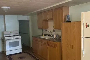 420 Lawton Pl, Perth Amboy, NJ 08861 - Photo 5