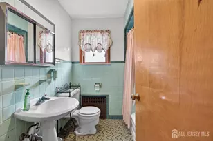 595 Jacques St, Perth Amboy, NJ 08861 - Photo 17