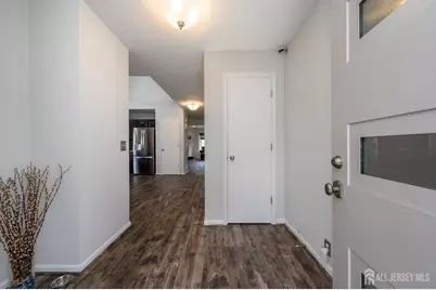 675 Raritan Road #24, Clark Township, NJ 07066 - Photo 3