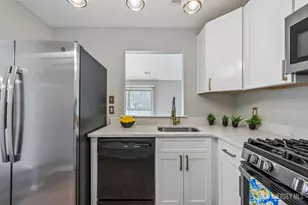 3015 Lighthouse Ln, Sayreville, NJ 08859 - Photo 7