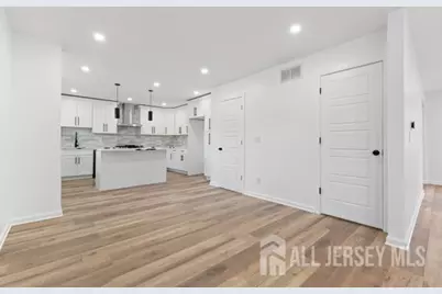 124 Dunbar Avenue, Fords, NJ 08863 - Photo 5