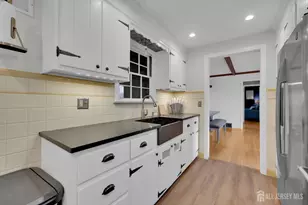 369 Union Ave, Middlesex, NJ 08846 - Photo 13