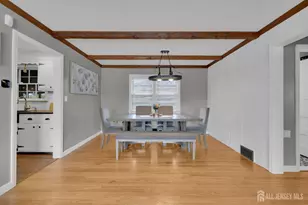 369 Union Ave, Middlesex, NJ 08846 - Photo 9