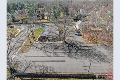 123 Dunhams Corner Road, East Brunswick Township, NJ 08816 - Photo 5