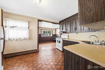 22 Grand Avenue, Iselin, NJ 08830 - Photo 13