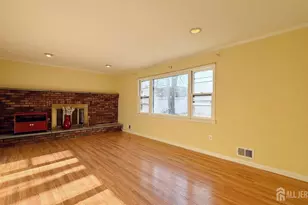 9 Stratford Cir, Edison, NJ 08820 - Photo 13