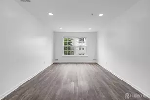 21 Inverness Dr, Edison, NJ 08820 - Photo 7