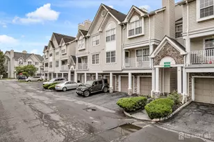 21 Inverness Dr, Edison, NJ 08820 - Photo 3