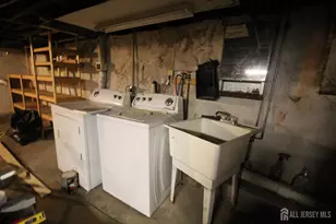 417 Elmer St, Trenton, NJ 08611 - Photo 33