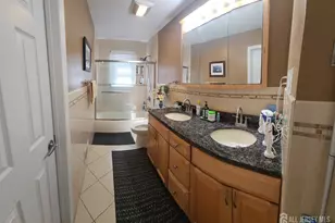 71 Rodak Cir, Edison, NJ 08817 - Photo 13
