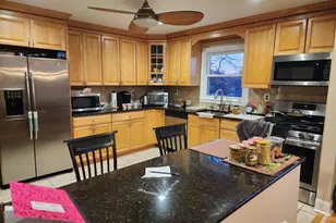 71 Rodak Cir, Edison, NJ 08817 - Photo 3