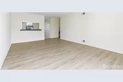 1507 Woodbridge Commons Way, Iselin, NJ 08830 - Photo 5