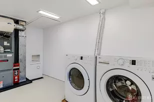 950 Schweitzer Pl, North Brunswick Township, NJ 08902 - Photo 27