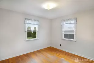 1 Zoar St, Fords, NJ 08863 - Photo 17